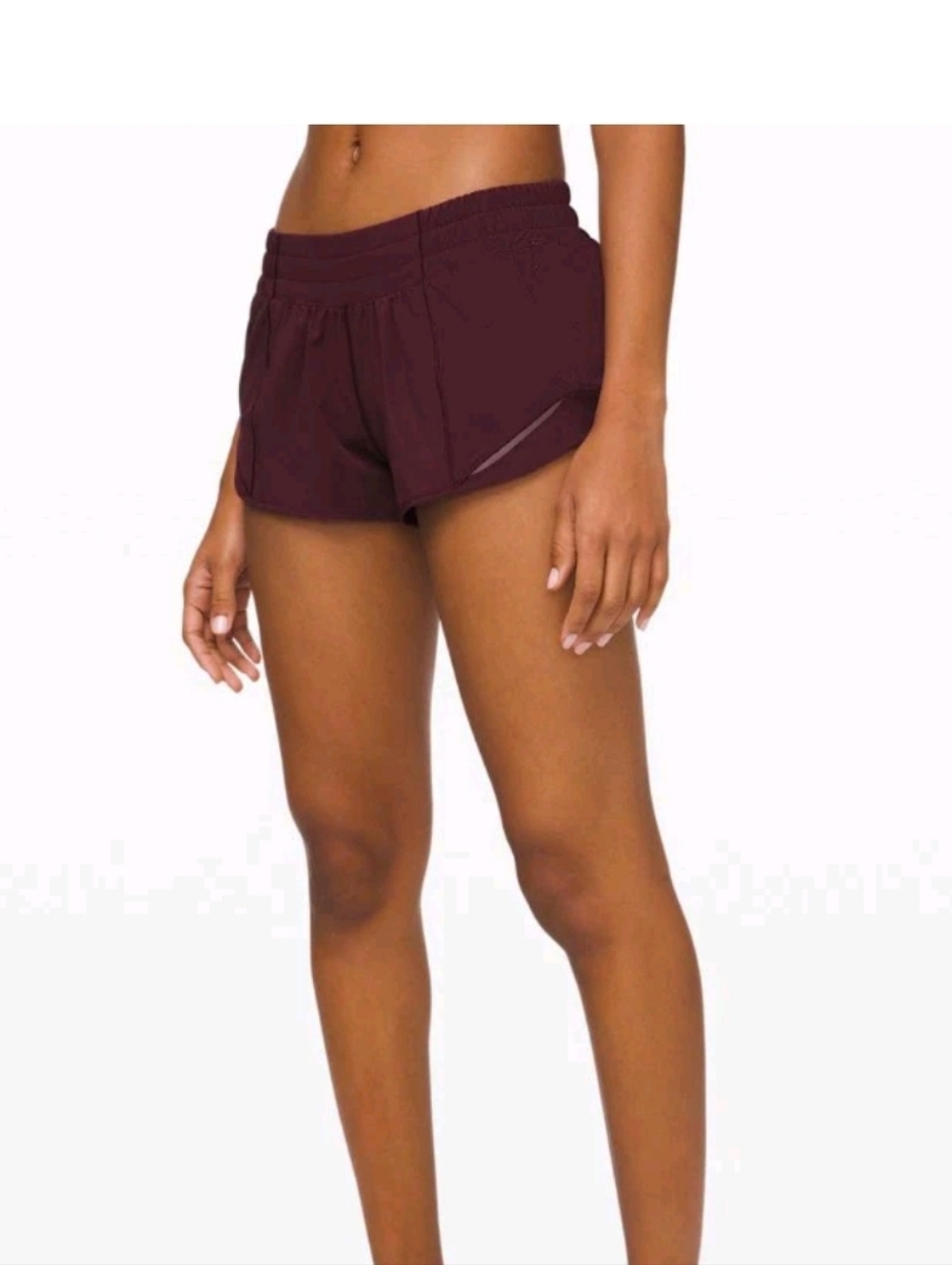 Lululemon Hotty Hot Short 2.5" in Cassis Red Size 4 Small